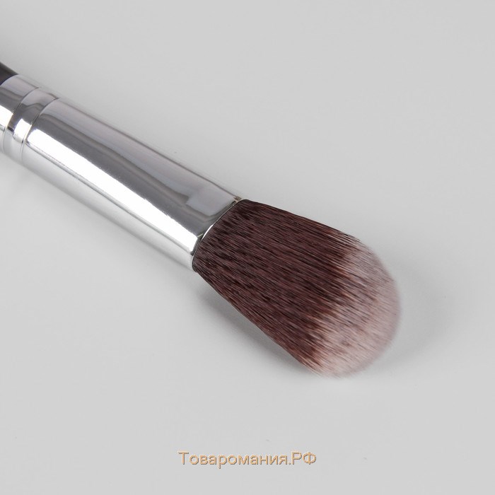 Кисть для макияжа «Brush GRAPHITE», 17,5 (± 1) см, цвет тёмно-серый/серебристый